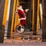 santa-on-unicycle-at-pensacola-pier